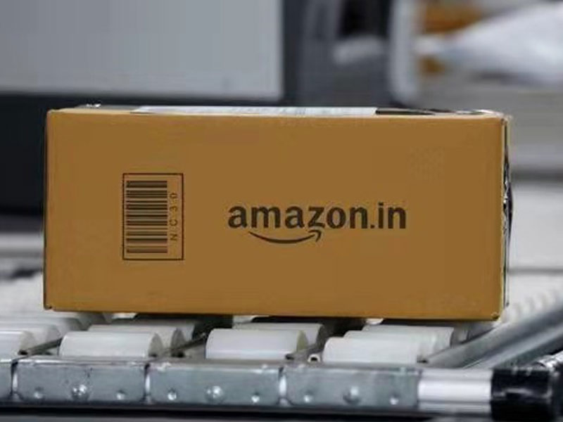 Amazon UK abandoned the use of single-use plastic bags